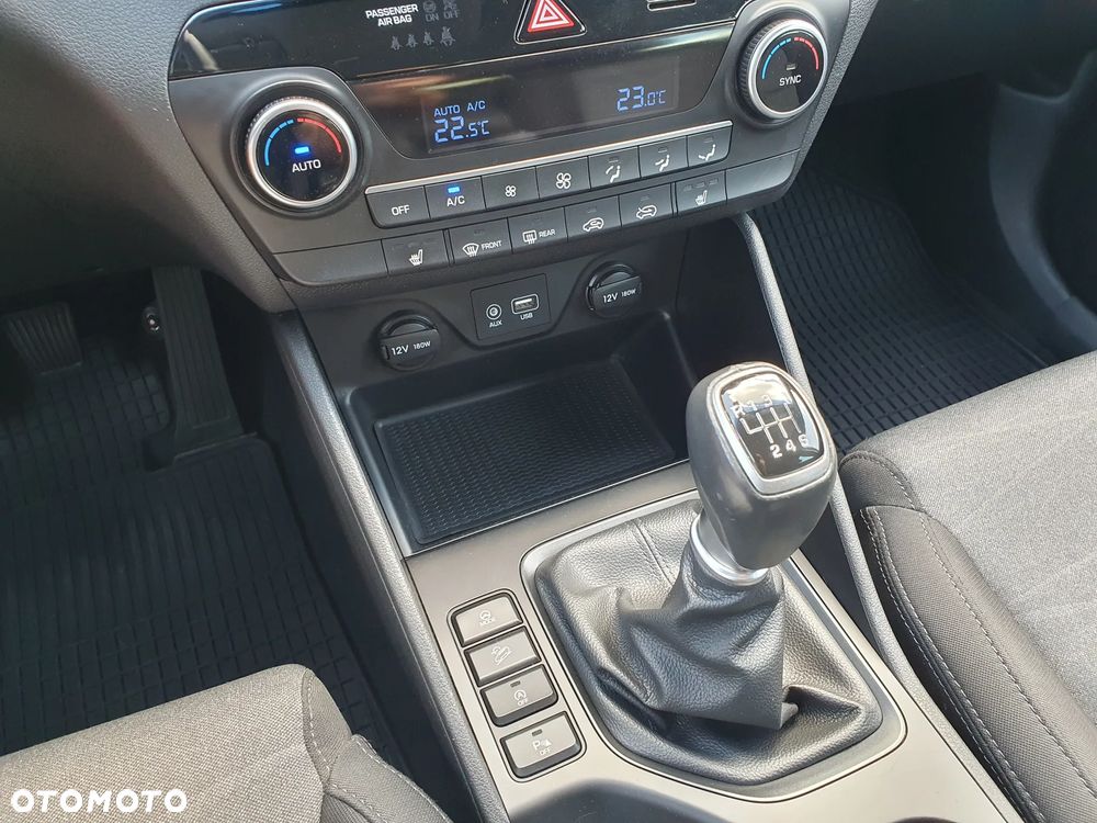 Hyundai Tucson 1.6 GDi 2WD Pure - 19
