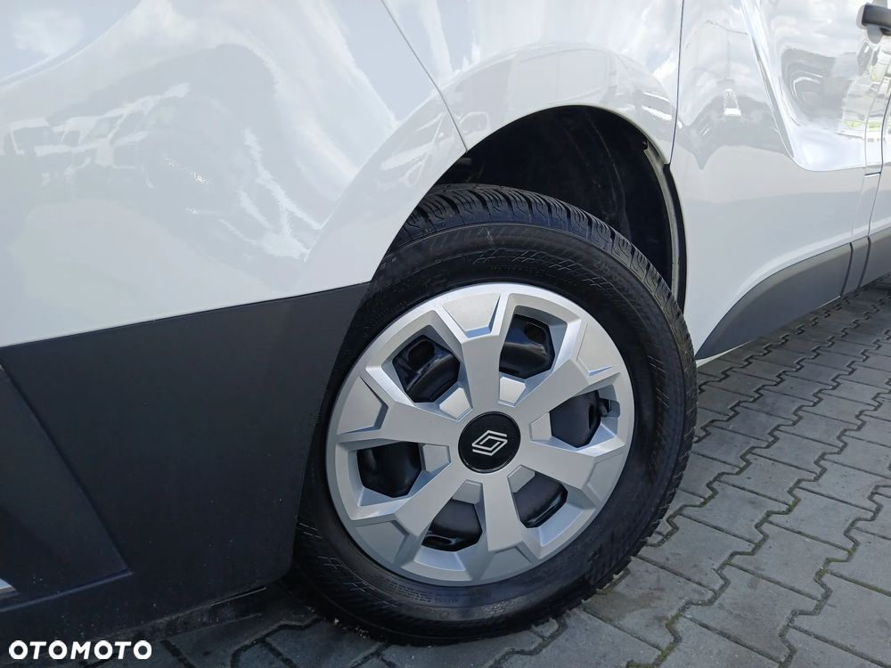 Renault Trafic 2.0 dCi - 26