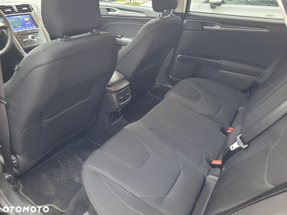 Ford Mondeo 2.0 EcoBlue Titanium - 37