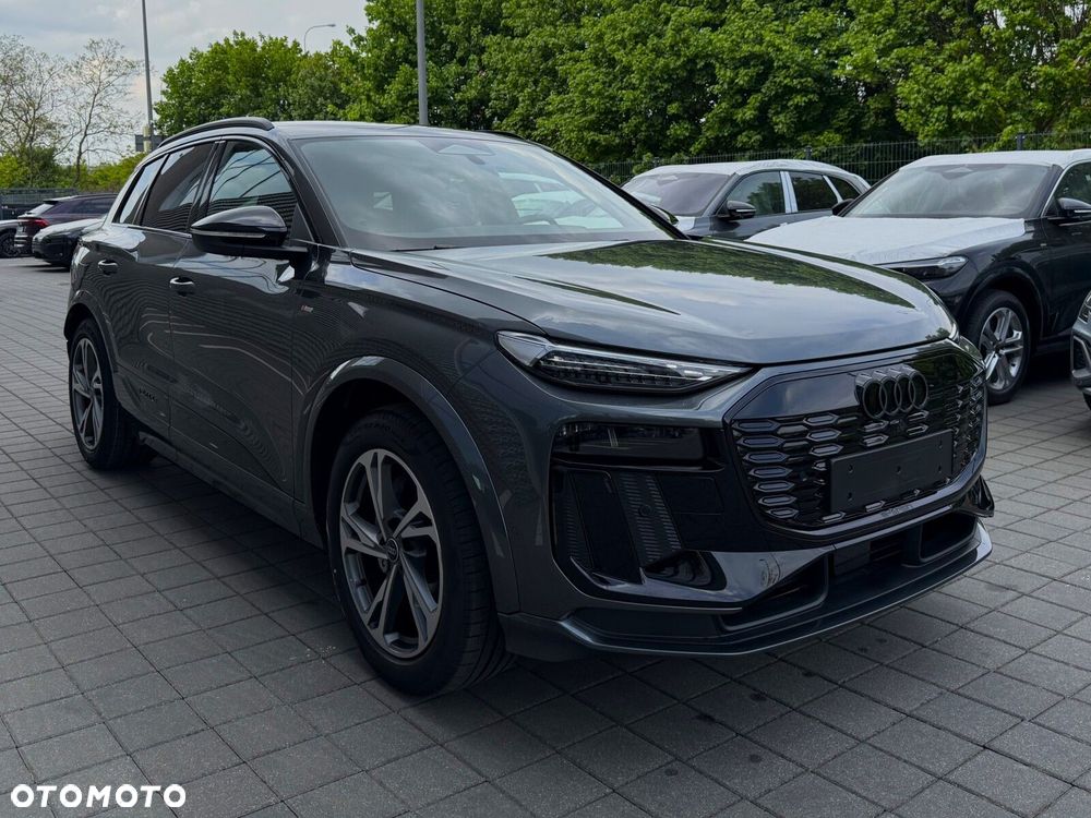 Audi Q6 e-tron 83kWh - 10