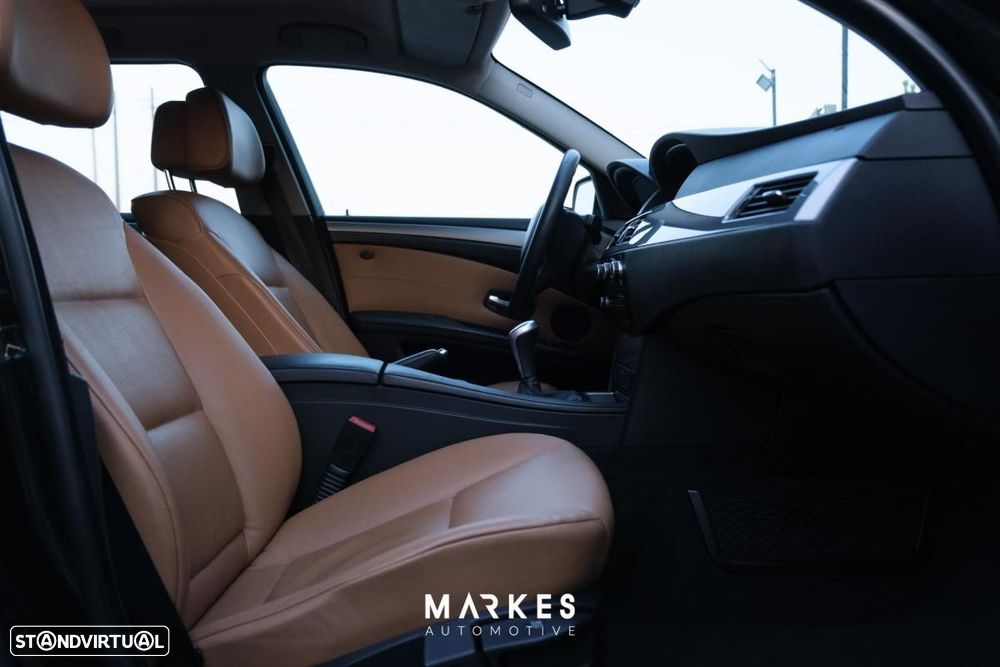 BMW 520 d Executive - 15