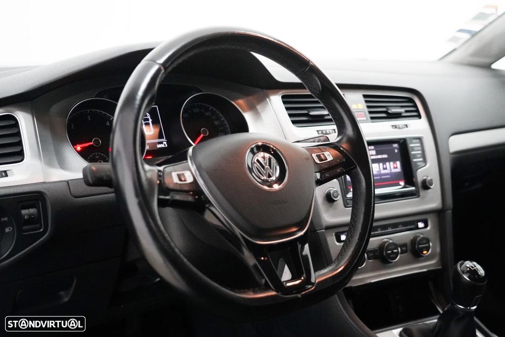 VW Golf 1.6 TDi BlueMotion Trendline - 9