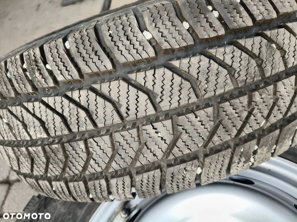 Koła zimowe Fiat Ducato - 5x130 - 225/75R16C Continental + Kolpaki - 9
