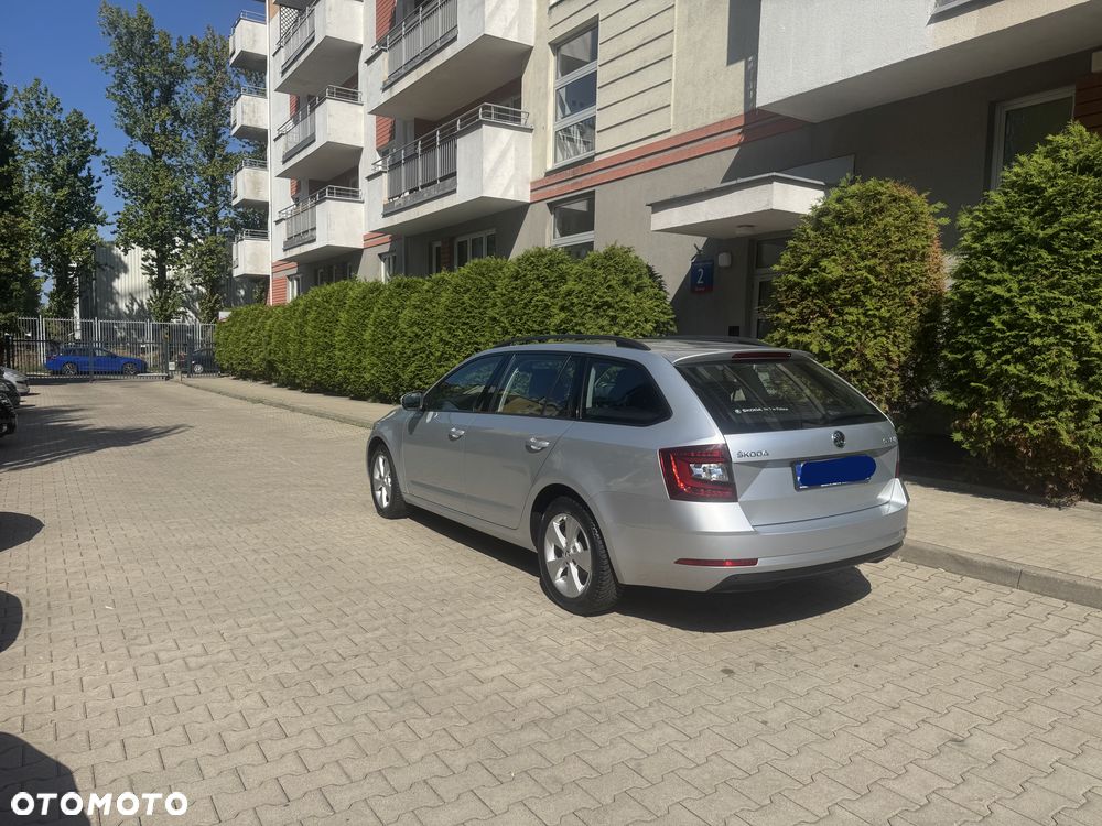 Skoda Octavia 1.5 TSI ACT Active - 3