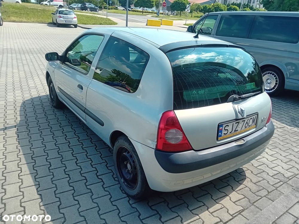 Renault Clio 1.2 16V Pack Authentique - 3
