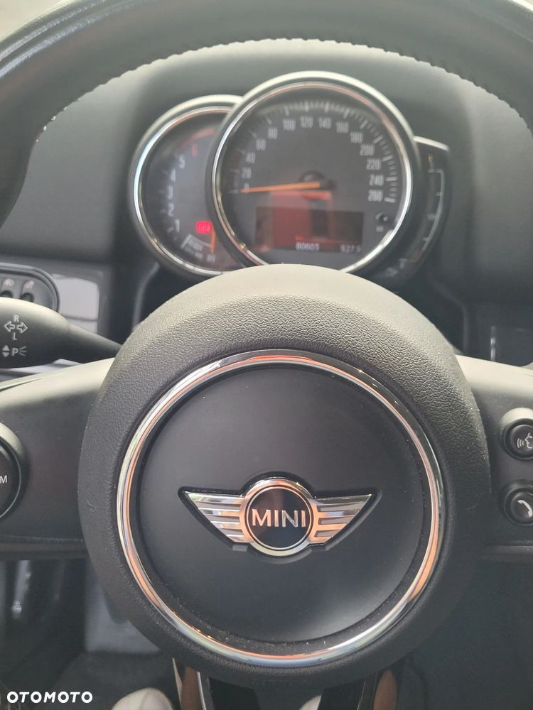 MINI Countryman One D - 8