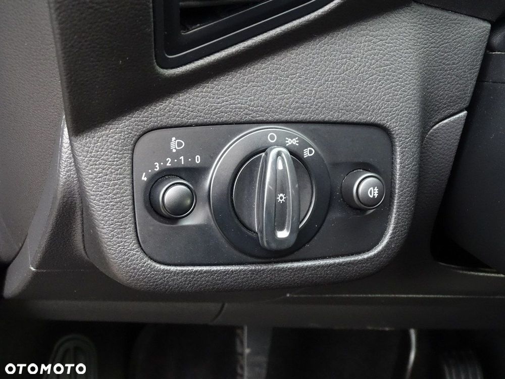 Ford Grand C-MAX - 21