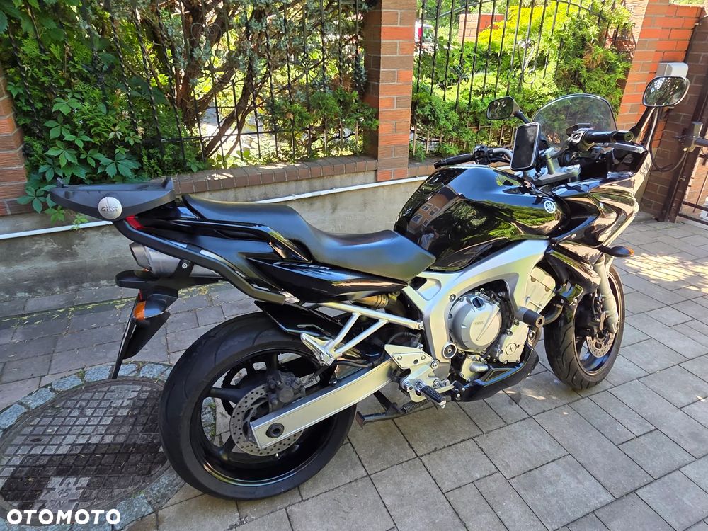 Yamaha FZ6 - 6