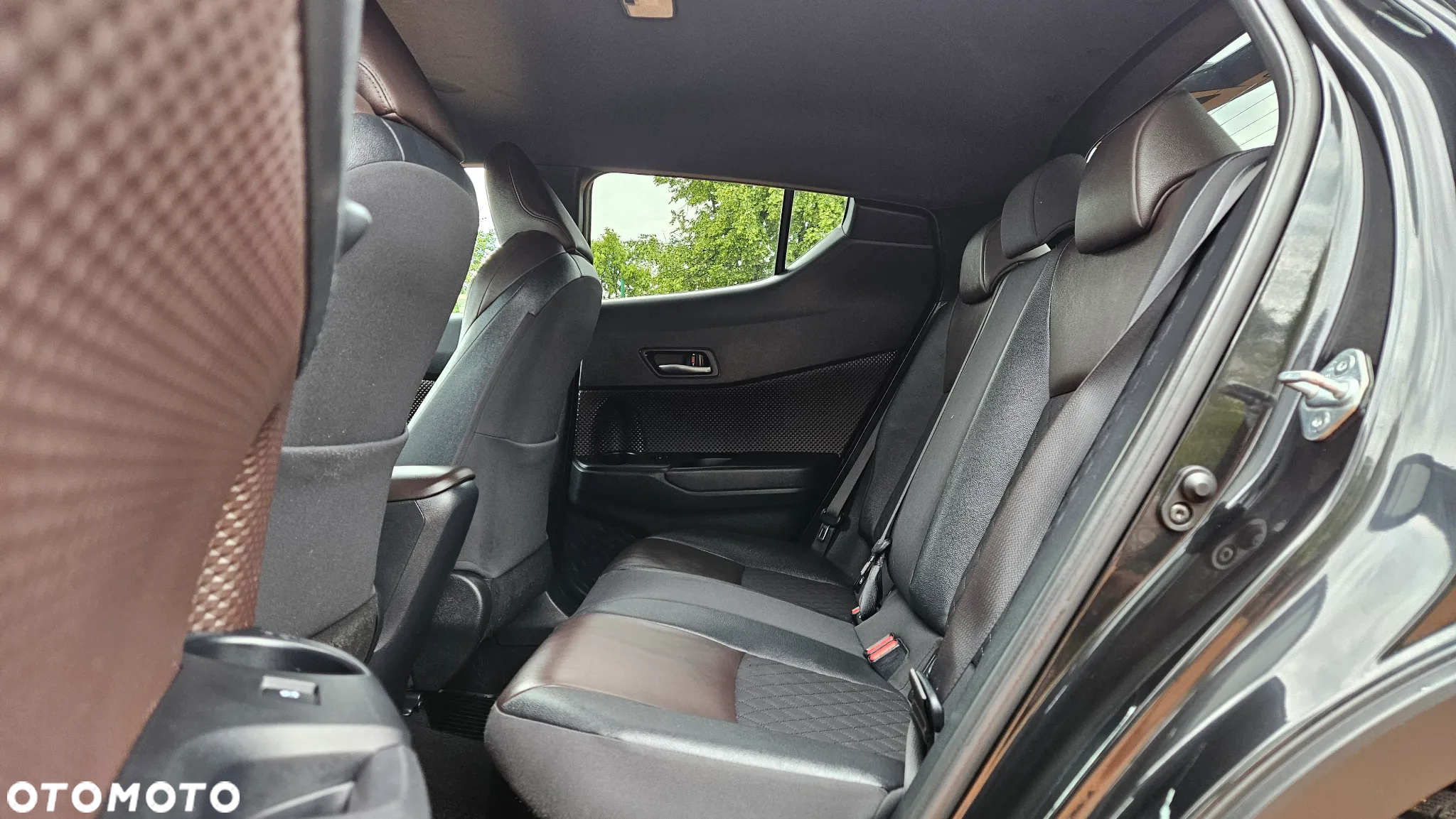 Toyota C-HR 1.8 Hybrid Prestige - 34