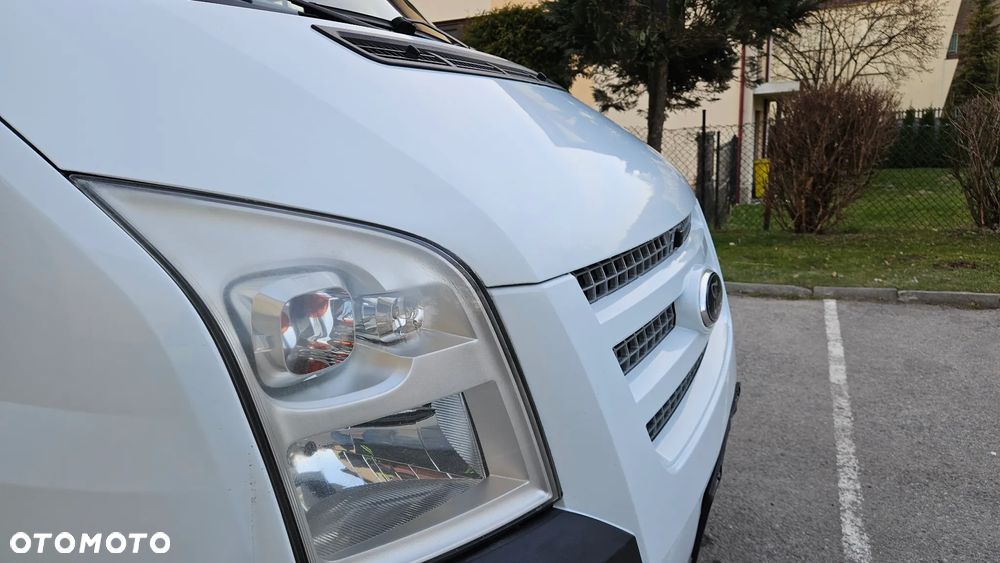 Ford Transit Kombi L2H2 Trend - 17