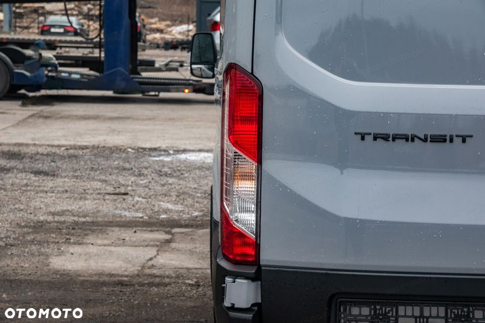 Ford Transit 350 L3H2 Trend A8 2.0 130KM - 11