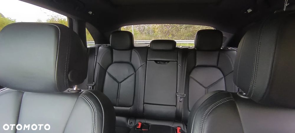 Porsche Macan Standard - 15
