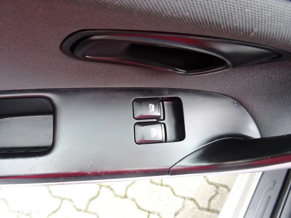 Kia Ceed Cee'd 1.6 CRDi L - 19