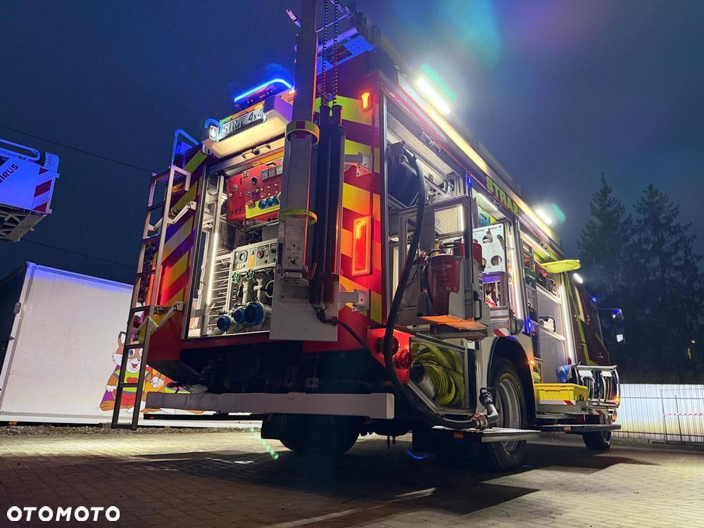 Mercedes-Benz Mercedes Atego GBA Wóz Strażacki Woda+Piana, Wysokie prześwity, Maszt oświetleniowy - 11