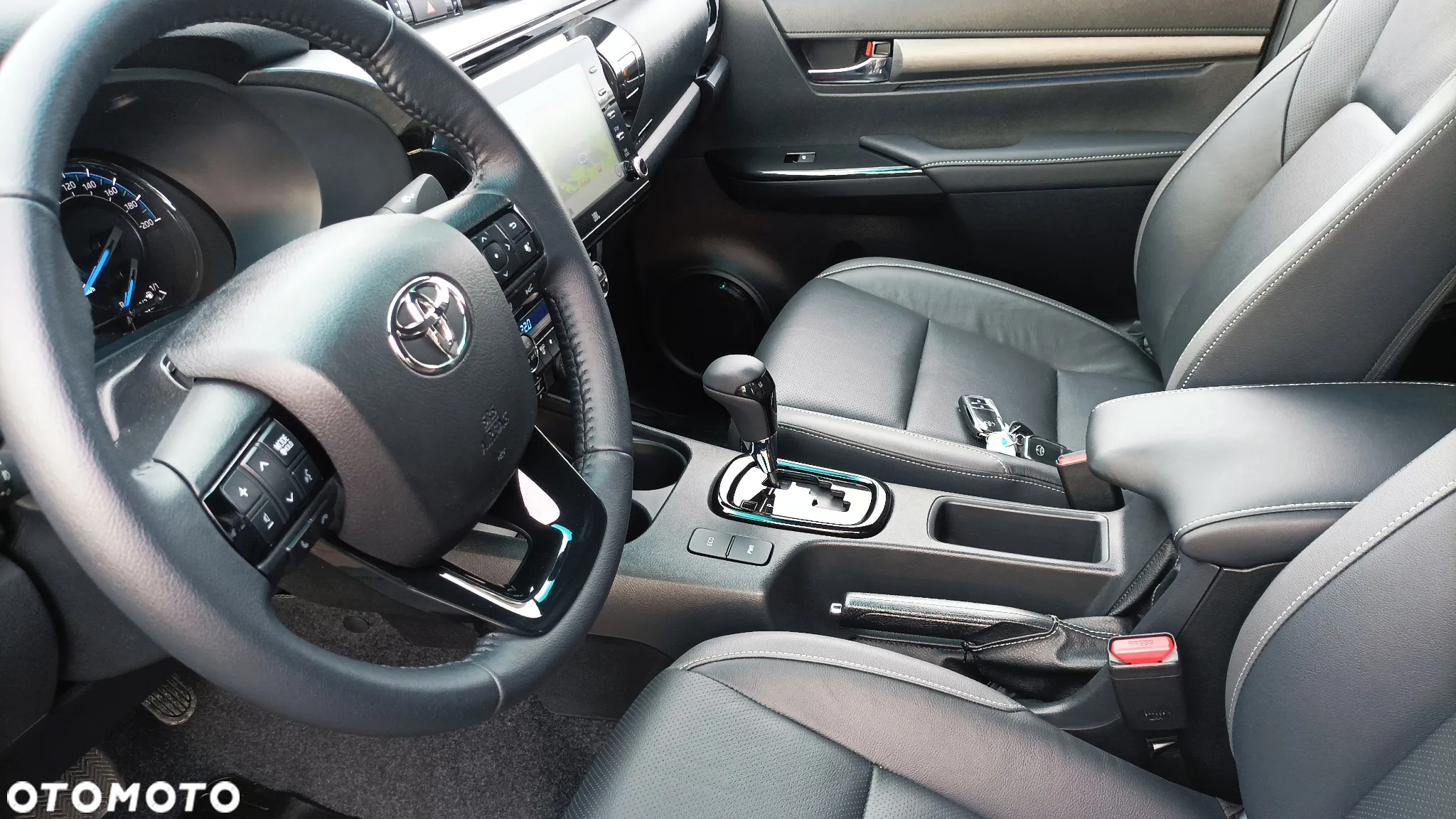 Toyota Hilux - 21