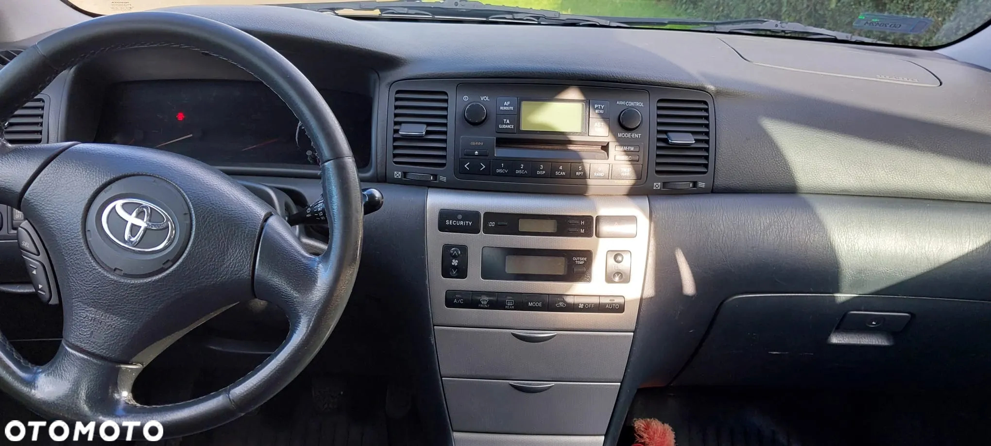 Toyota Corolla - 6
