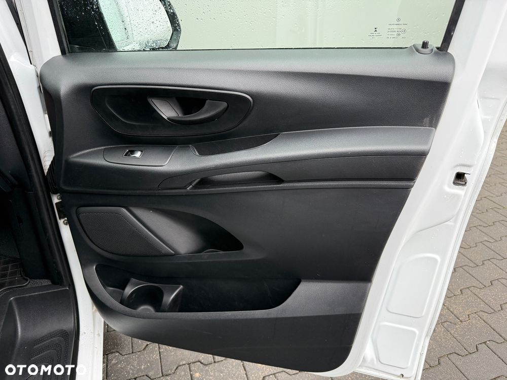 Mercedes-Benz Vito - 17