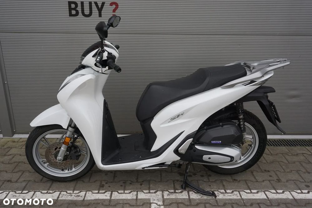 Honda SH - 12