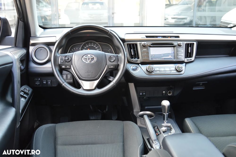 Toyota RAV4 2.2 D-4D 4x4 Automatik Edition - 20