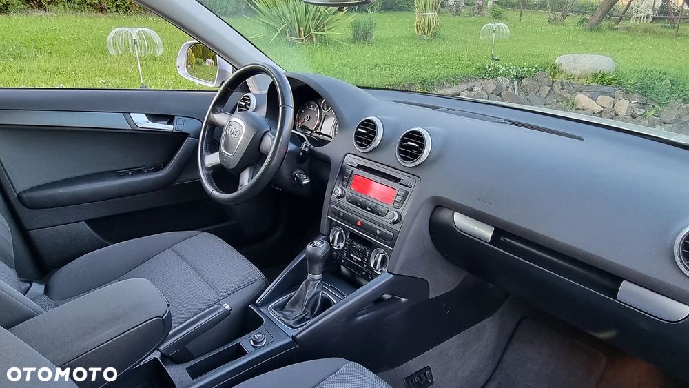Audi A3 Sportback 1.6 Ambition - 23