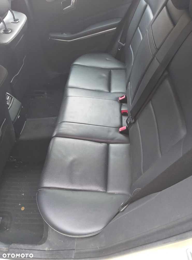 Mercedes-Benz Klasa E 200 BlueTEC 7G-TRONIC - 3