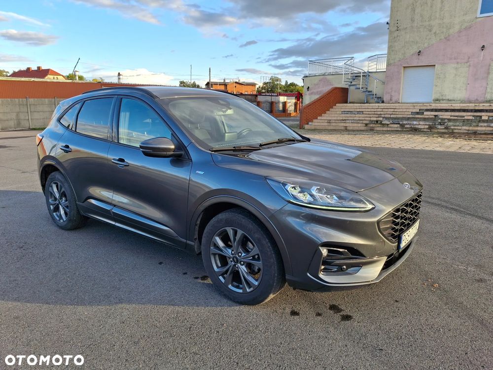 Ford Kuga 2022 photo 2