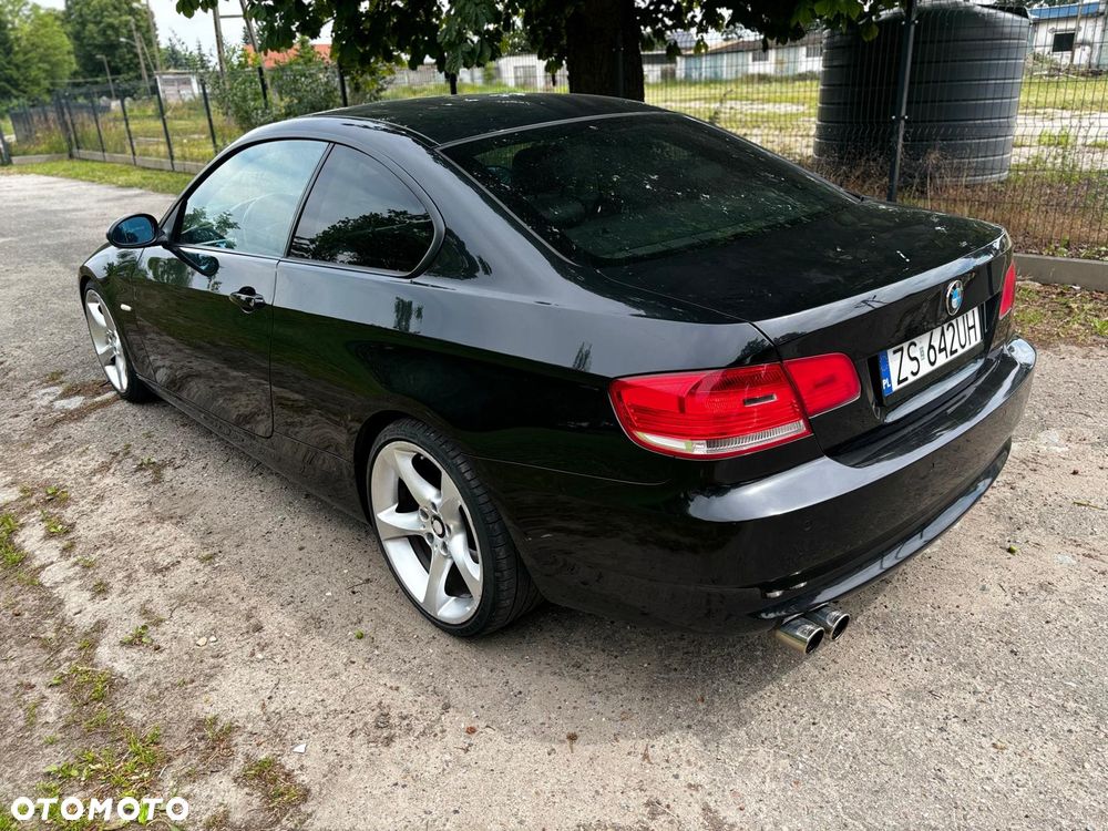 BMW Seria 3 320i Edition Exclusive - 7