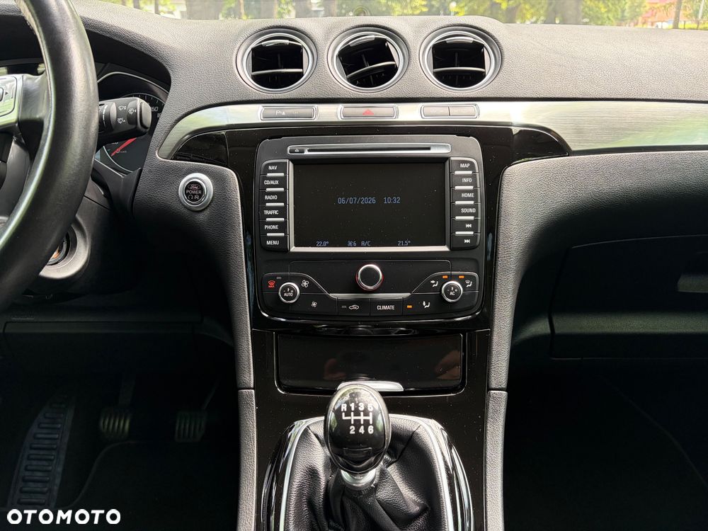 Ford S-Max - 19