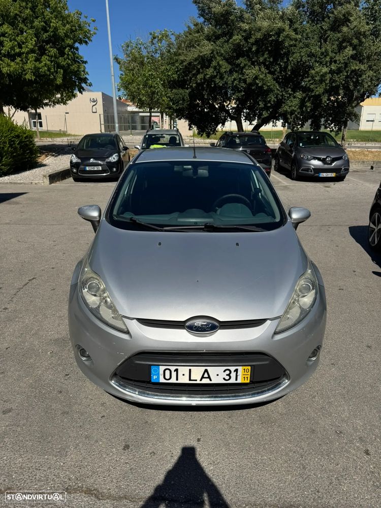 Ford Fiesta 1.25 Techno - 30