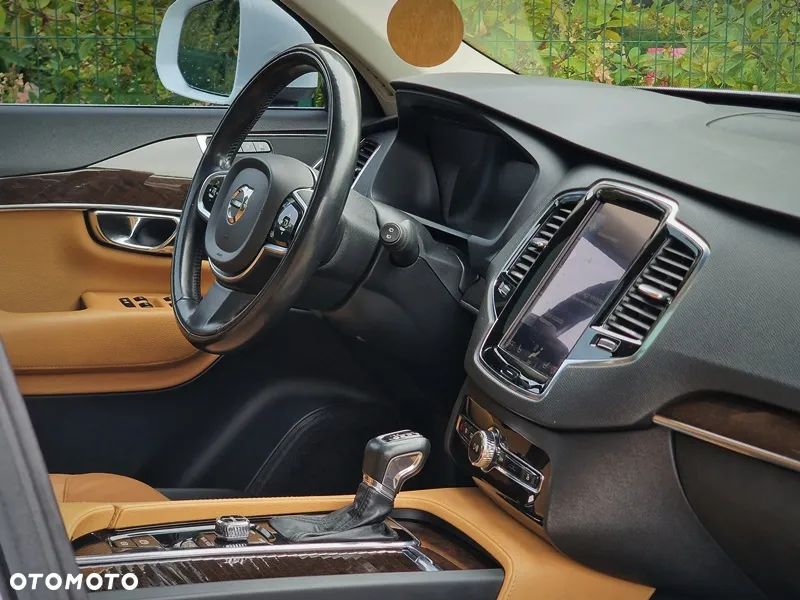 Volvo XC 90 T6 AWD Momentum - 20