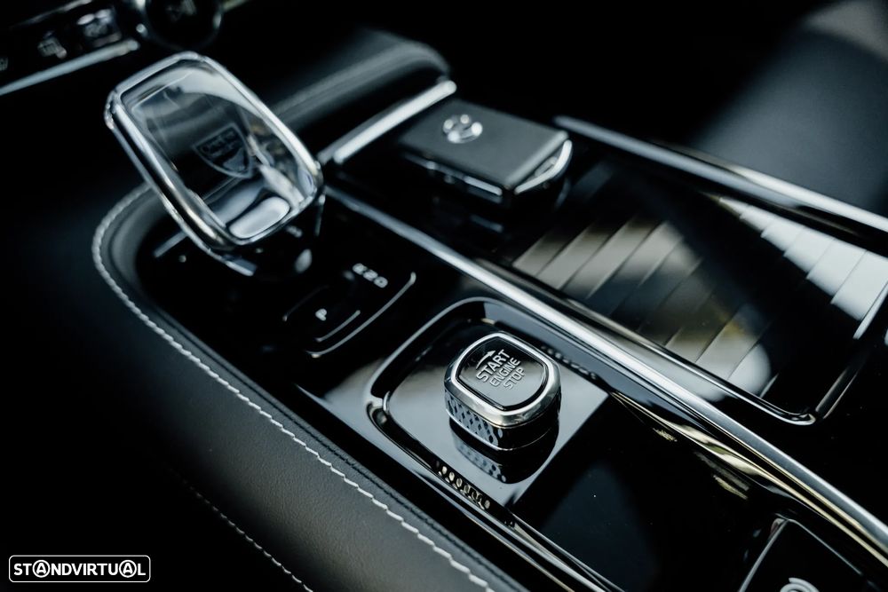 Volvo S60 T8 Recharge AWD Ultimate Dark - 43