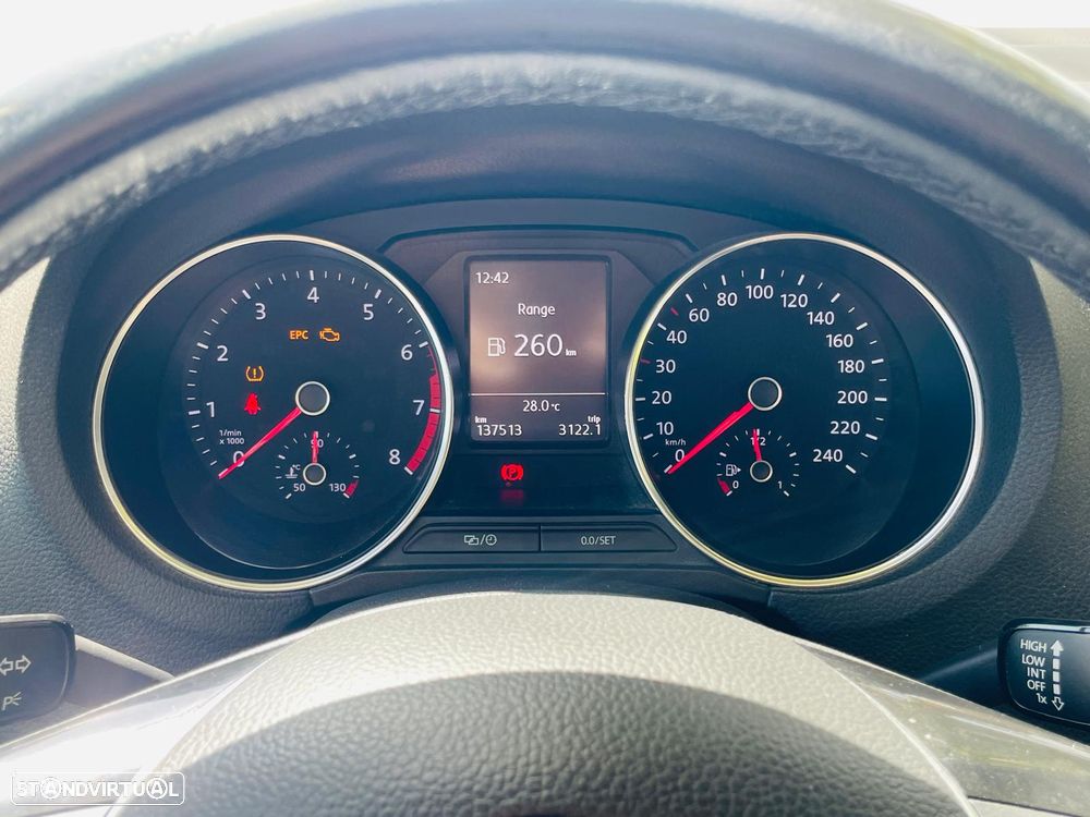 VW Polo 1.0 Confortline - 9