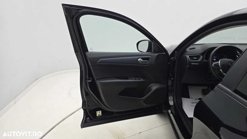 Renault Arkana E-TECH 145 Evolution - 10