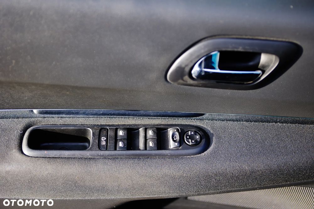 Peugeot 3008 HDi FAP 150 Allure - 19