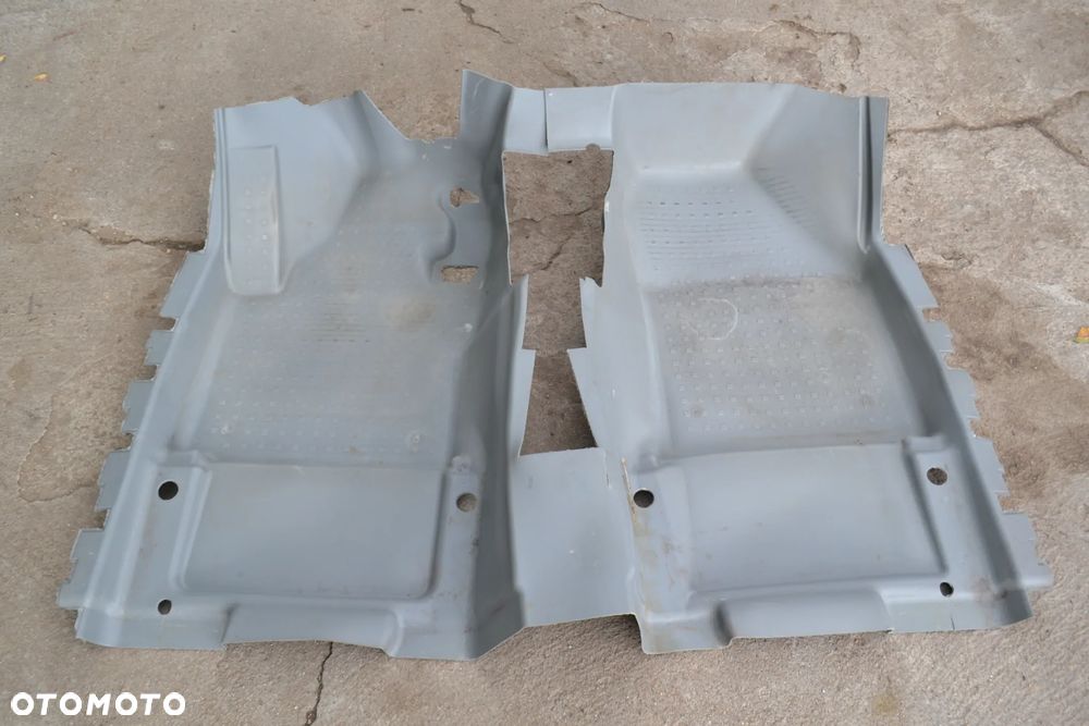 VW CADDY 04-15 DYWAN WYKŁADZINA GUMOWA PRZÓD PRZEDNIA SZARA 2K1863367C - 1