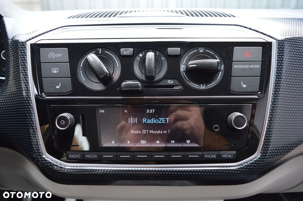 Volkswagen up! club - 21