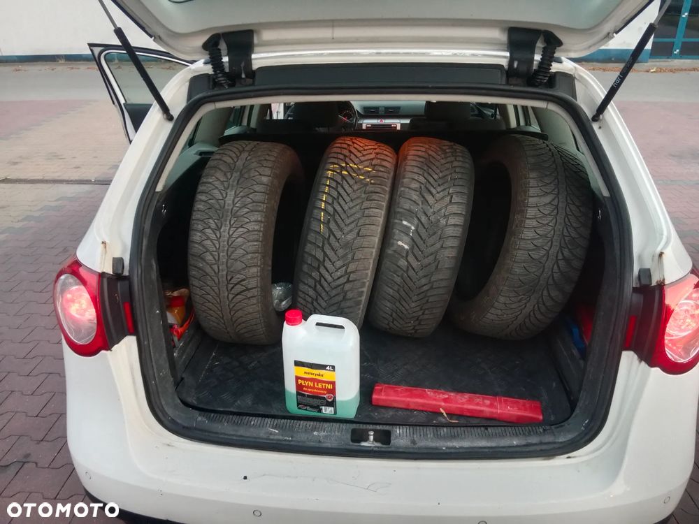 Volkswagen Passat Variant 2.0 TSI Comfortline - 23