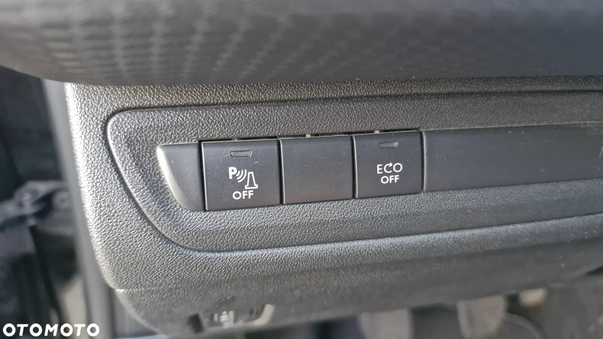 Peugeot 2008 - 19