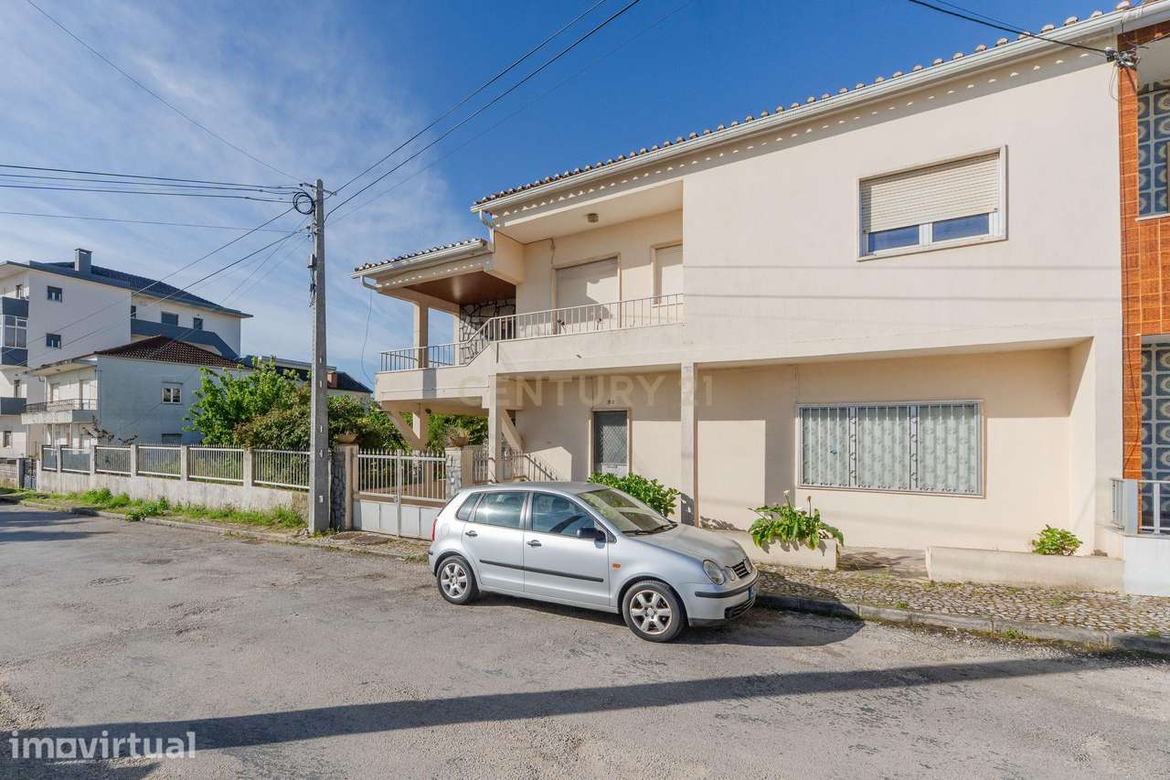 Moradia, 115 m², Santa Iria de Azoia, São João da Talha e Bobadela - Grande imagem: 3/24