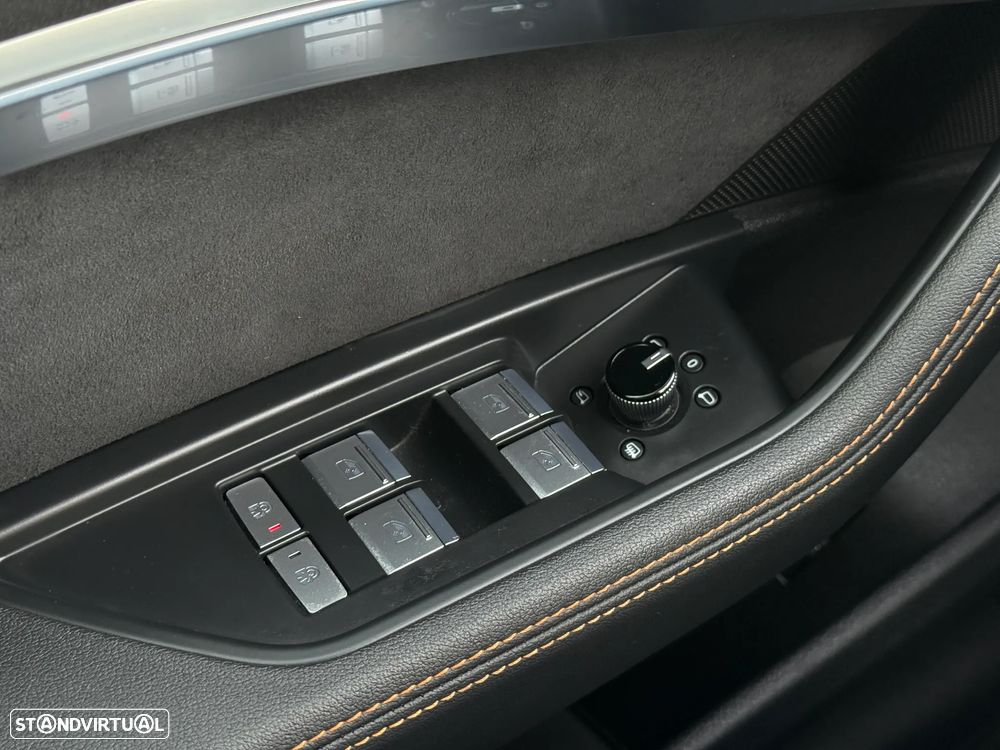 Audi e-tron 55 quattro S line - 28