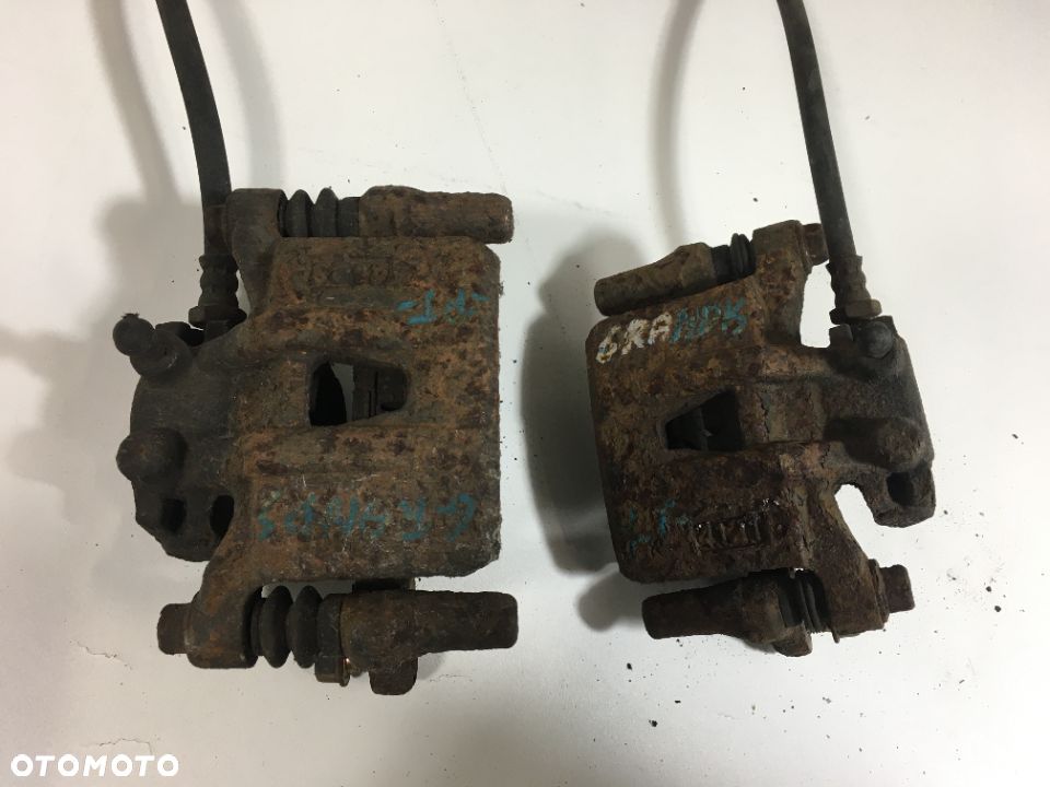 ZACISK HAMULCOWY LEWY PRAWY TYŁ MITSUBISHI GRANDIS 03-11 - 2