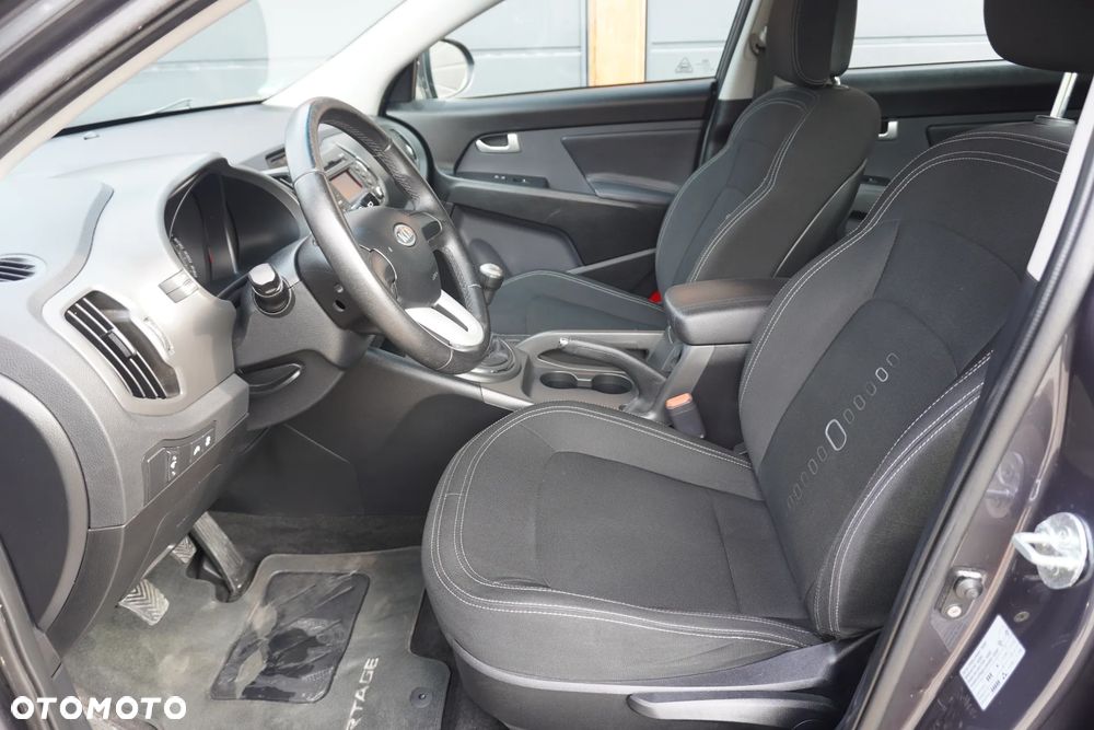 Kia Sportage 2.0 CVVT 2WD Vision - 18
