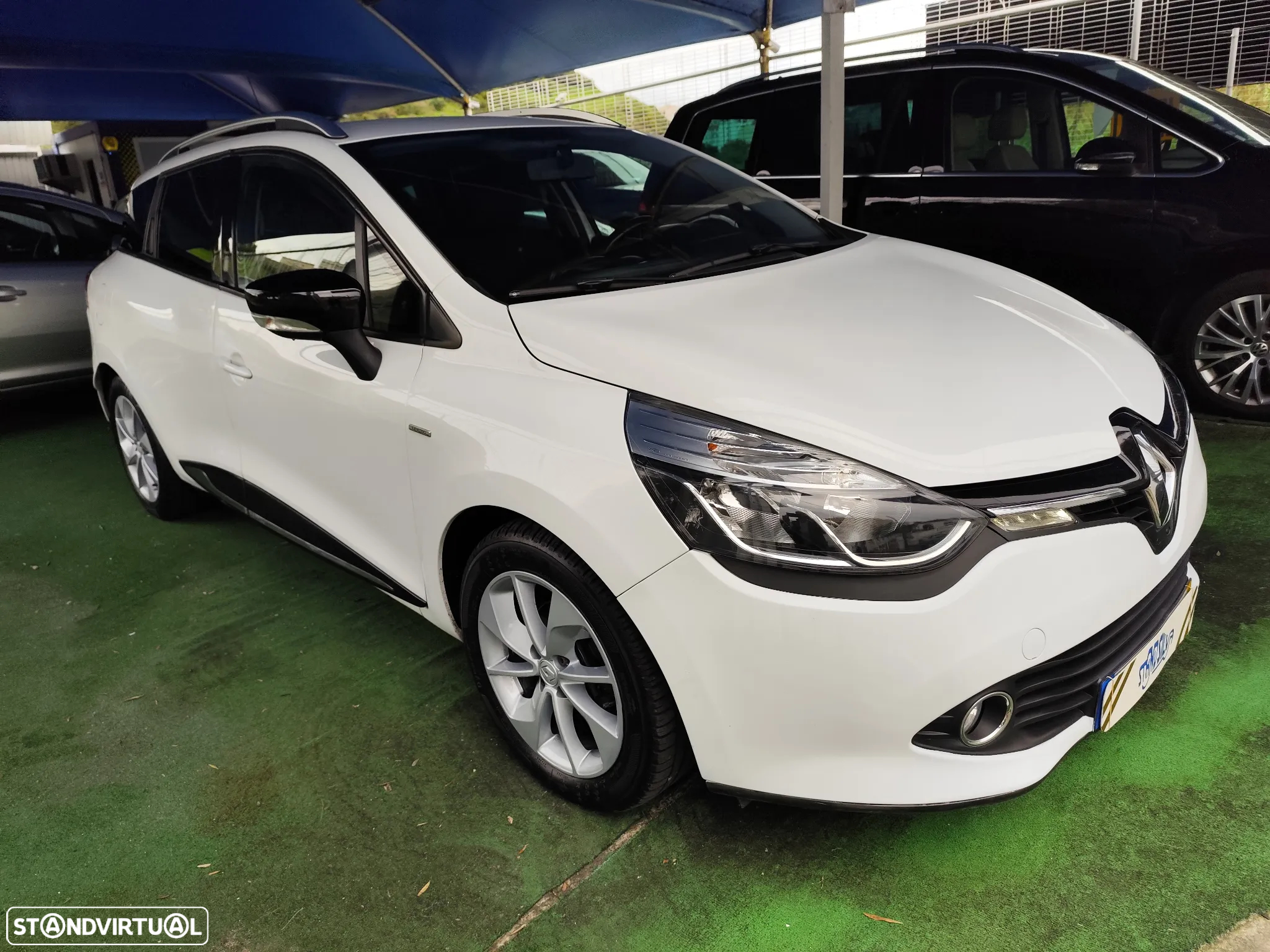 Renault Clio Sport Tourer 1.5 dCi Limited - 10