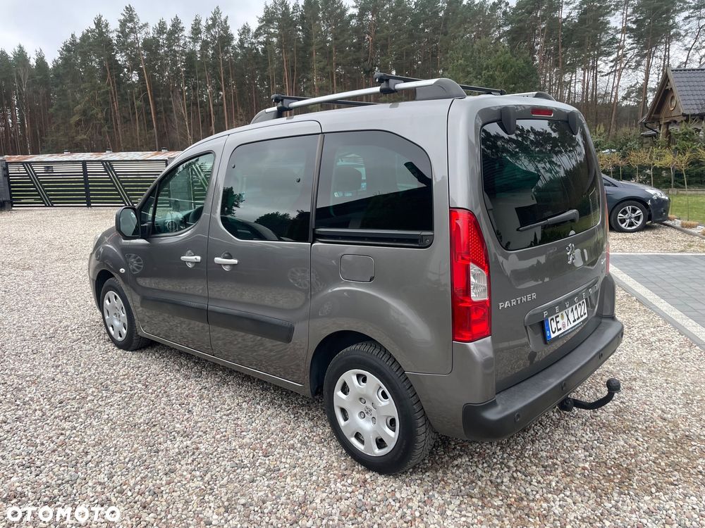 Peugeot Partner HDi FAP 110 Family - 9