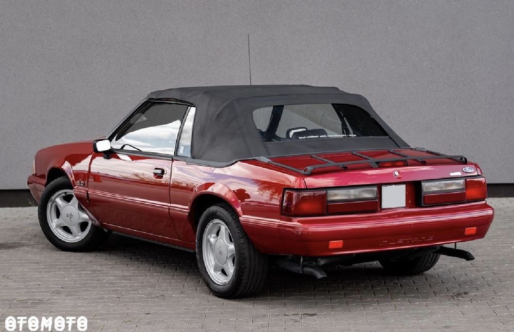 Ford Mustang - 13
