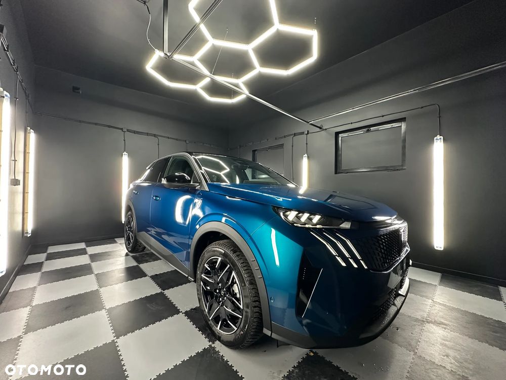 Peugeot 3008 1.2 PureTech mHEV GT E-DCS6 - 4