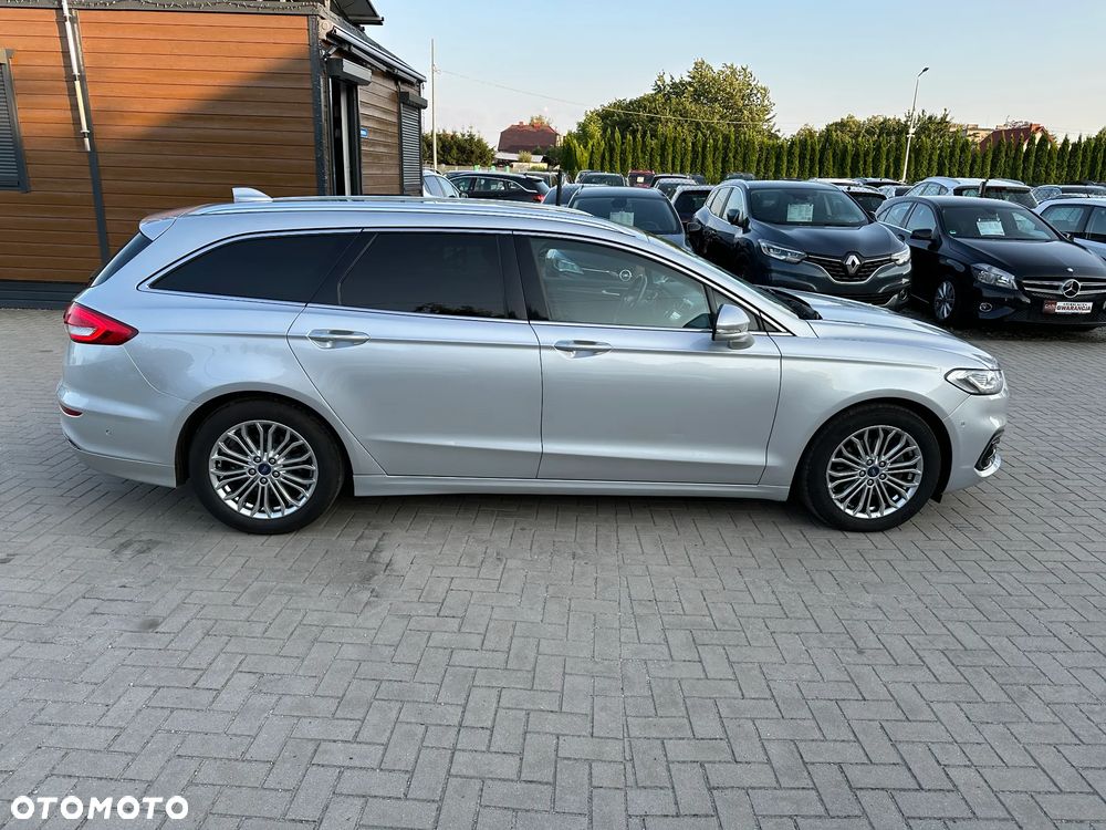 Ford Mondeo - 37