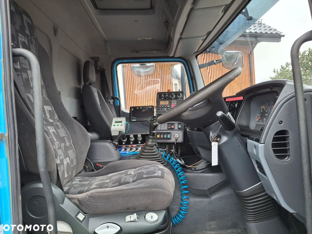 Mercedes-Benz Axor 1829 Zamiatarka FAUN Viajet 2010r EUnited PM10 Karcher Przebieg 76 Tyś KM Euro 5 - 25