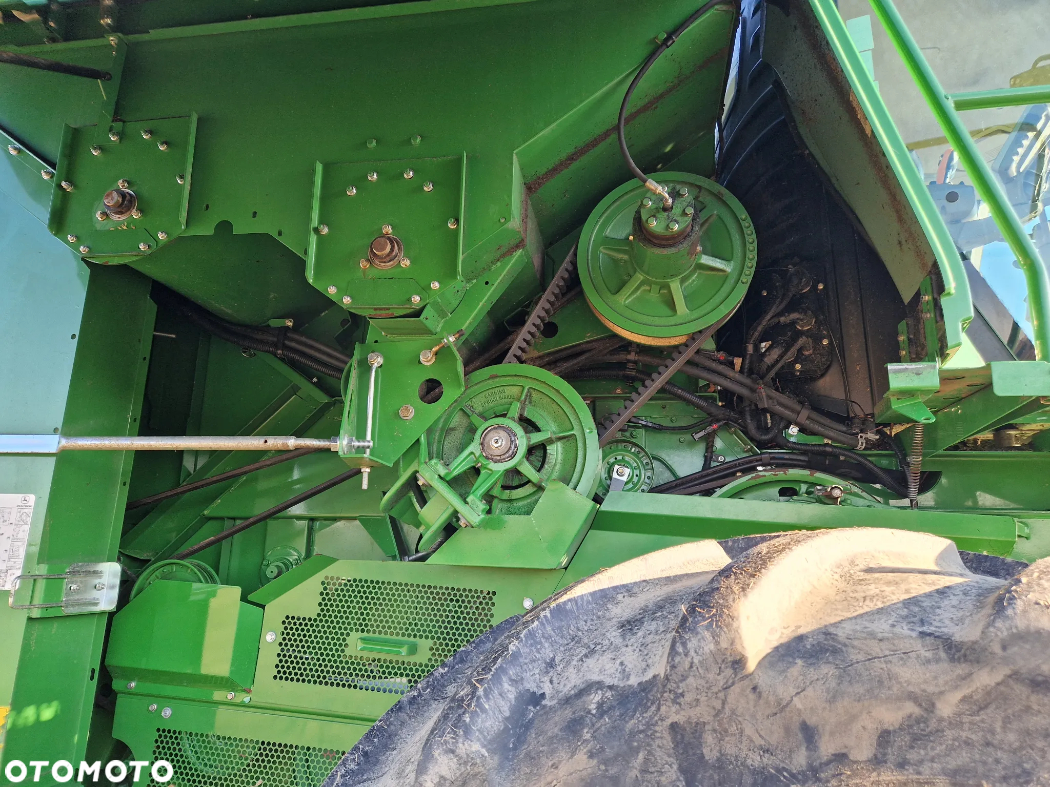 John Deere W540i - 14