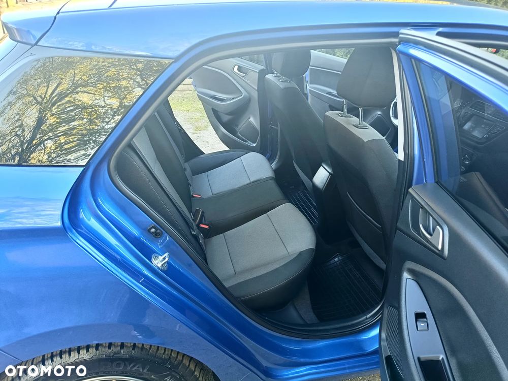 Hyundai i20 blue 1.2 Select - 11
